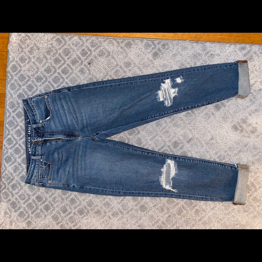 American eagle mom jeans US size 2 dark